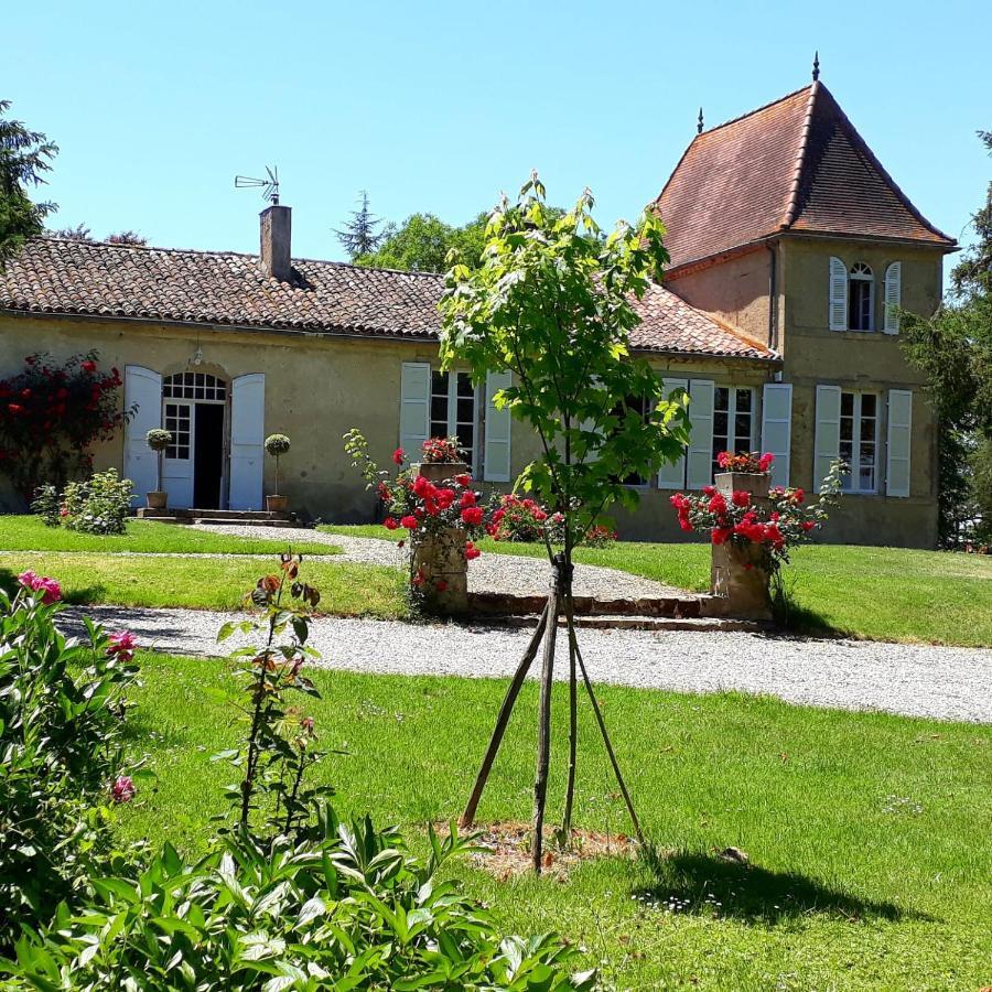 Au Chateau Juillac Exteriör bild